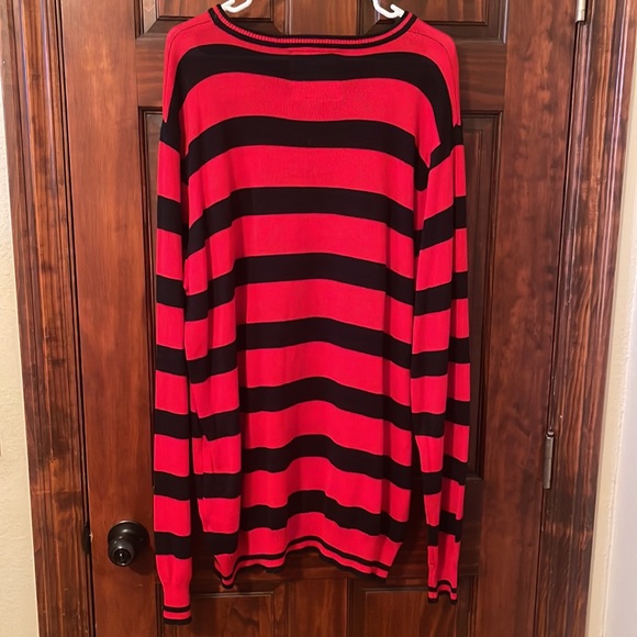 Men’s XL Sweater - Picture 4 of 4